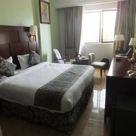 El Kenz Hotel Sétif Екстериор снимка