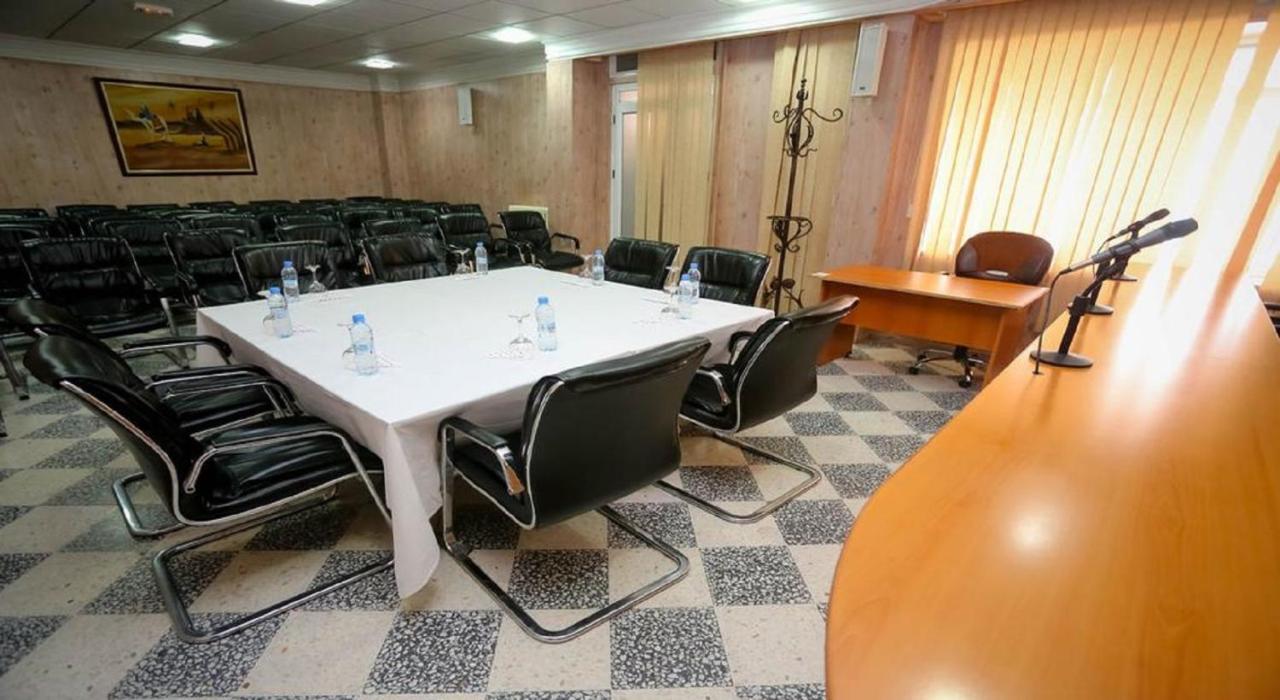 El Kenz Hotel Sétif Екстериор снимка